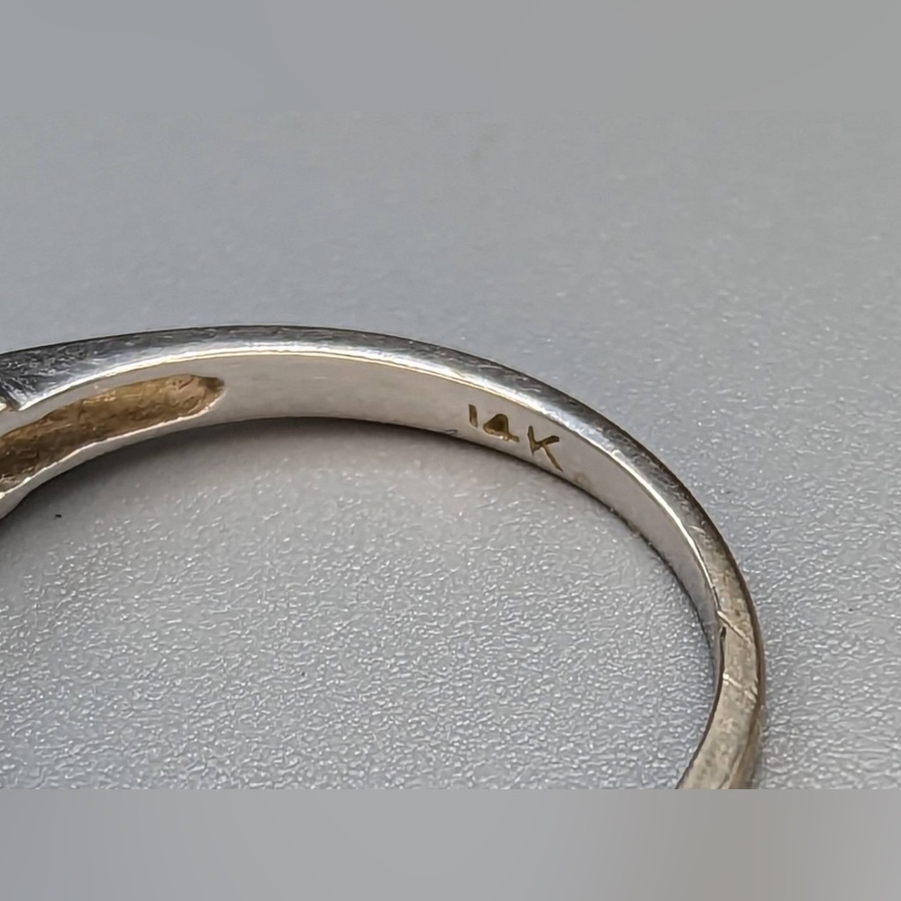 14k Solid White Gold .47ctw Diamond Ring Size 6.5 - image 4